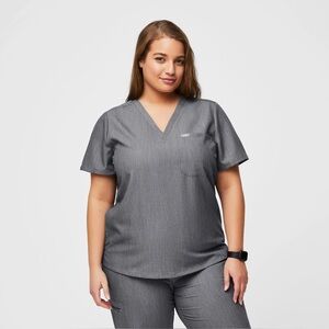 Figs Scrubs Women’s Catarina One-Pocket Scrub Top XL Graphite Gray Medical VNeck